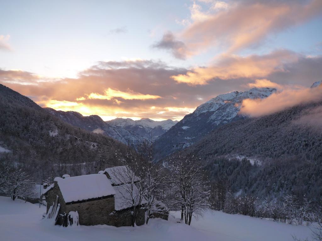 B&B Alpe Veglia Varzo Exterior photo